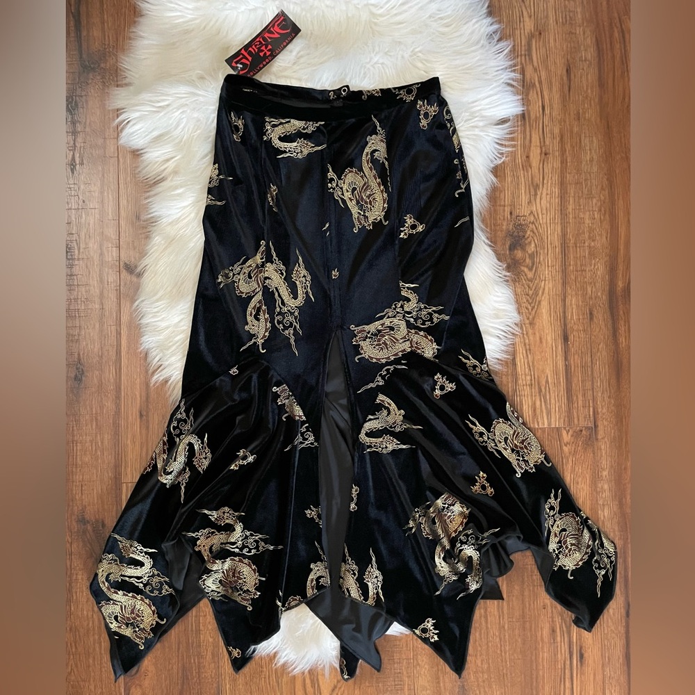 Shrine Hollywood Skirt Womens M Velvet Vintage Goth Dragon Print (FLAW! READ!)